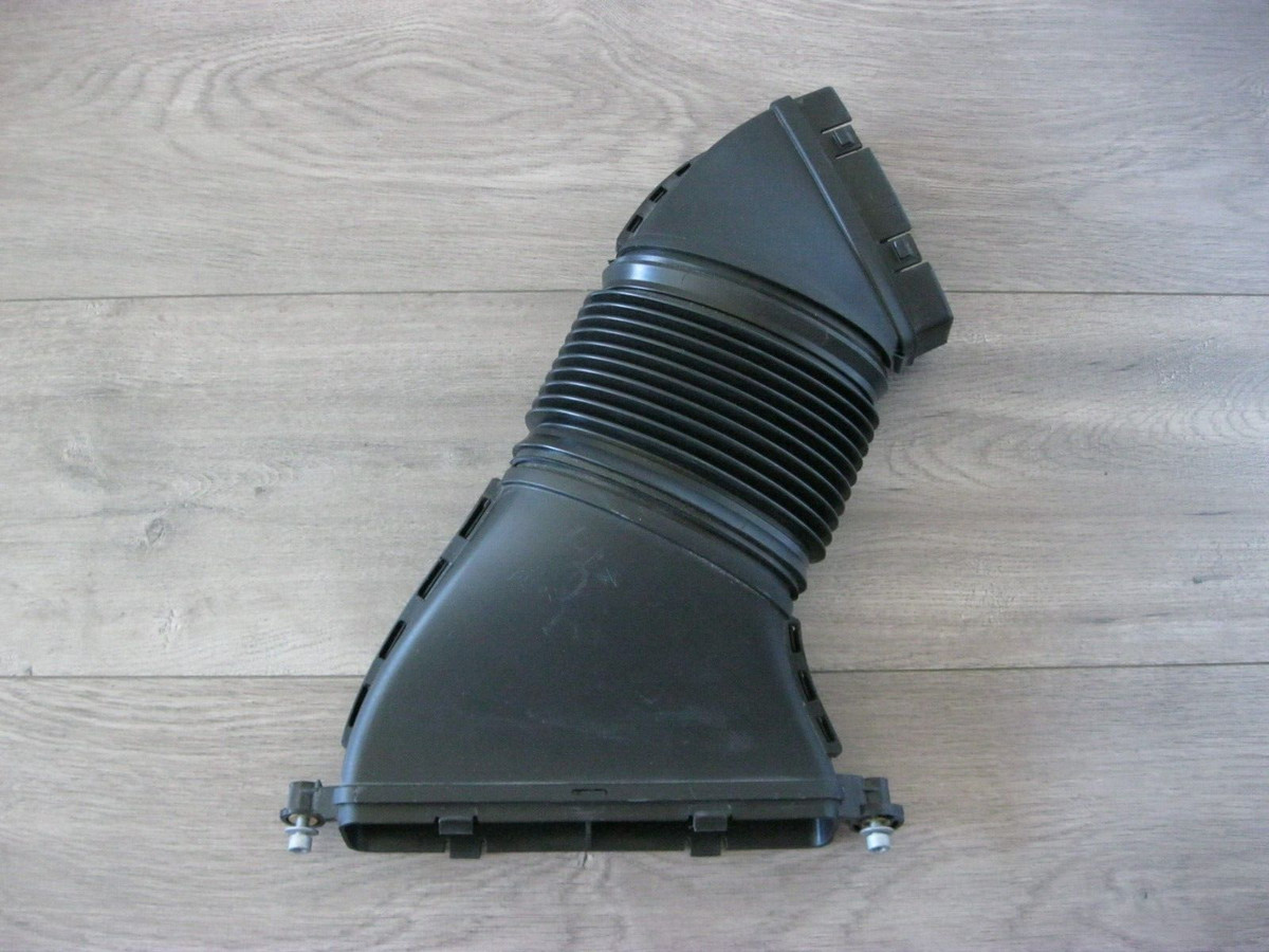 2017-21 MASERATI LEVANTE Air Cleaner Filter Box Intake Duct LEFT 