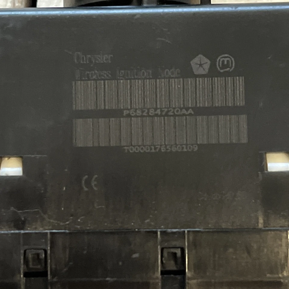 INTERRUPTOR DE ENCENDIDO + LLAVE Dodge Grand Caravan MPV 3.8 (EGL) 2008 P68284720AA Foto 3 de 4