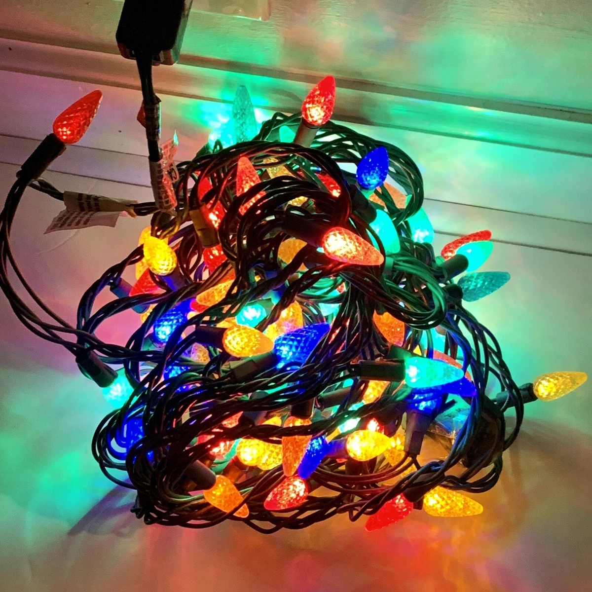 100 bulb string lights deals