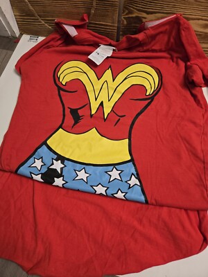 WONDER WOMAN womens XL red t shirt with detachable cape