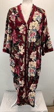Vtg Cypress Floral Terry Lined Robe Sz Medium Women  s Full Button Red Made USA