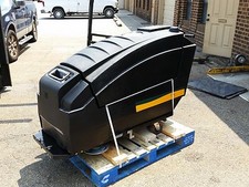 RECONDITIONED NSS WRANGLER 3330 Floor Scrubber , 33" under 500Hours