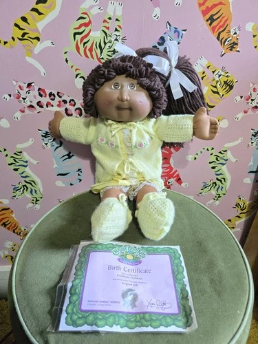 cabbage patch kid 25th anniversary girl original outfit and birth cert hm2