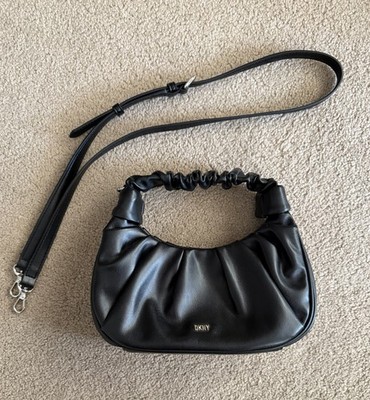 DKNY REESE DEMI CROSSBODY MINI BAG (BLACK)