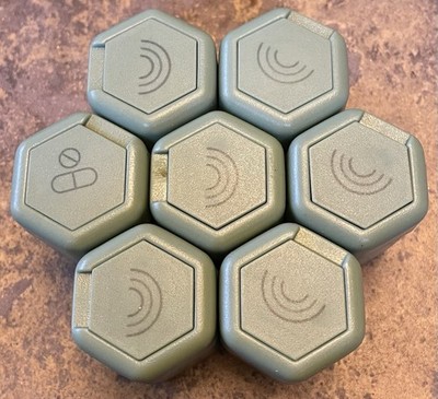CADENCE Lot Of 7 Honeycomb Hex Magnetic Travel Capsules EVERGREEN Medium .56 oz