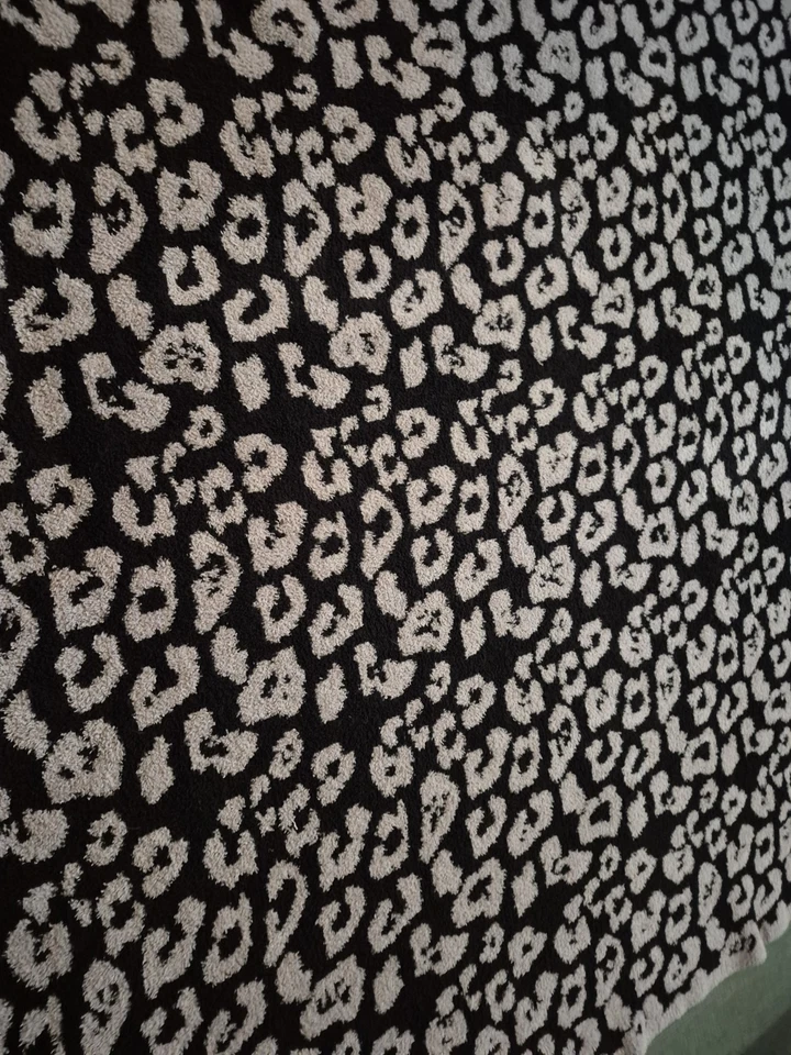 Barefoot Dreams CozyChic Blanket In The Wild Animal Print 563 Black Gray 64 x 76 - Image 4 of 4
