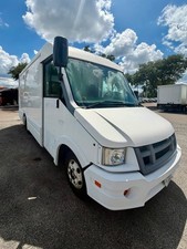 2015 Isuzu Reach 