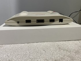 Solo console Amstrad Gx4000 - si accende (non testata) buone condizioni pulita 