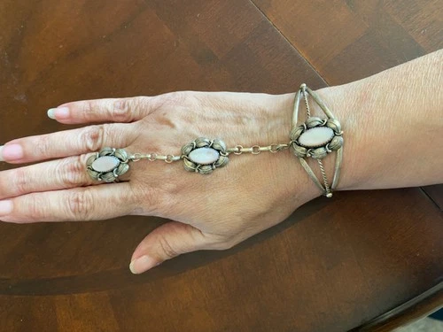 Vintage Silver Slave Bracelet with Pink Mother of Pearl ring sz 9.5 TW 25 grams