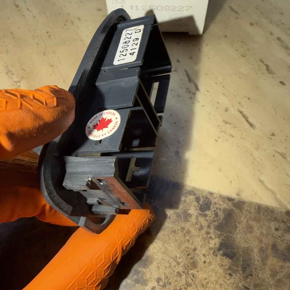 Placa de interruptor de ventana GM 92-98 Pontiac Bonneville 12508227 NOS Foto 4 de 4