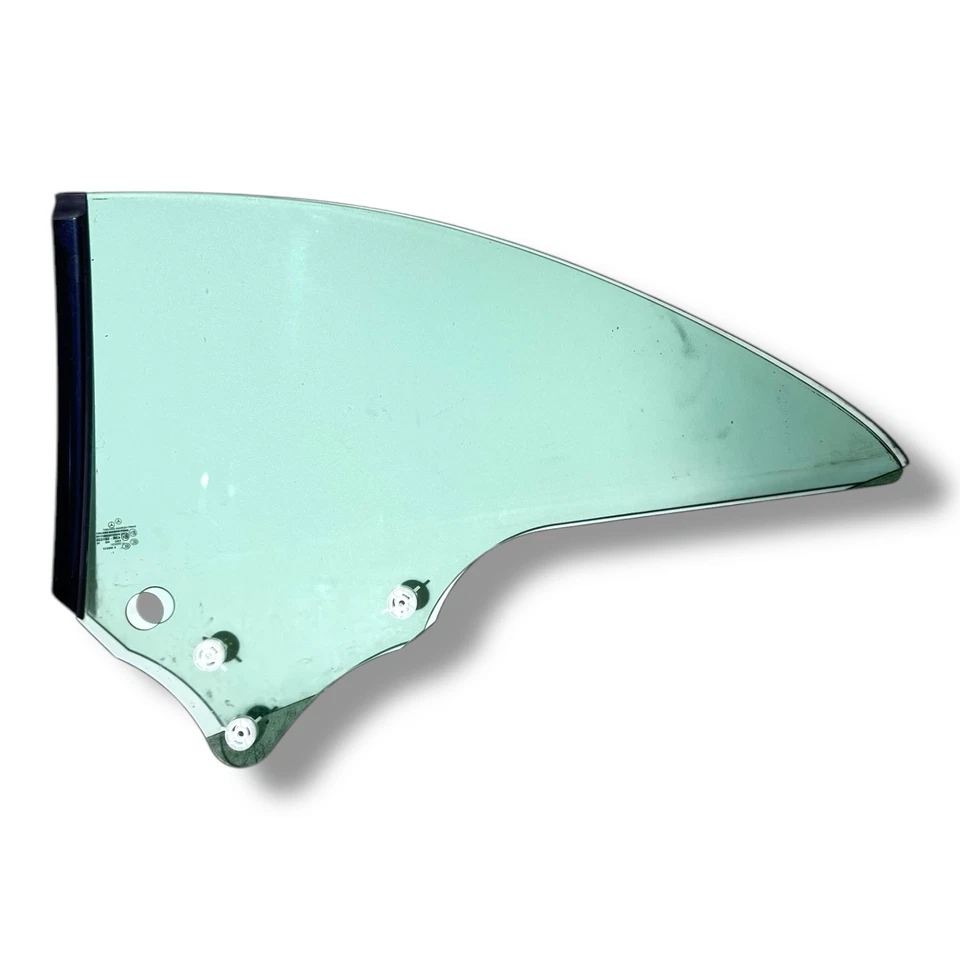 03-09 Mercedes W209 CLK350 Cupé Cuarto Ventana Vidrio Trasero Izquierdo Lado del Conductor OEM Foto 2 de 3