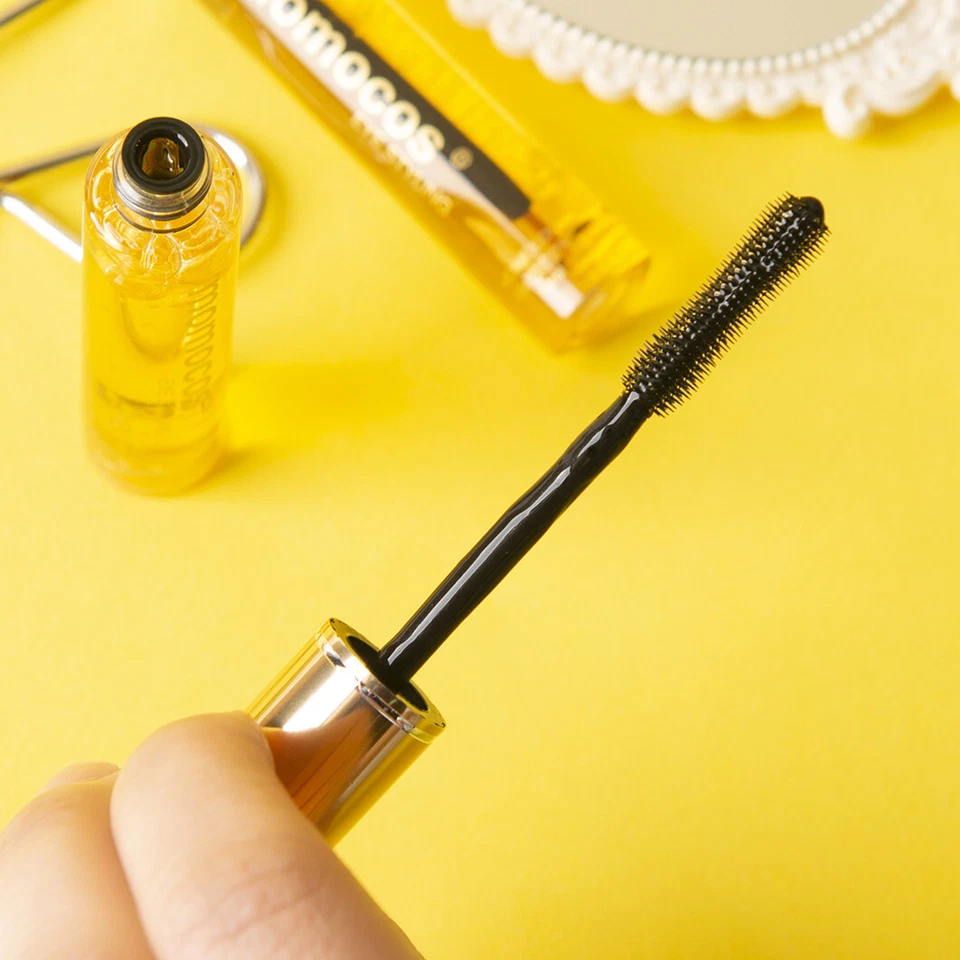 Momocos EyeLash Premium Eye Lash Growth Enhancing Serum 10ml + 10ml  - Image 4 of 4