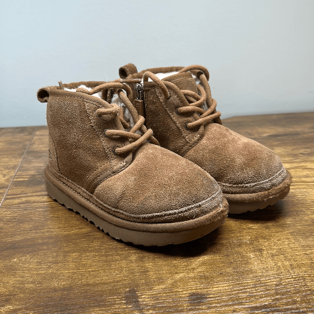 UGG Neumel II Chukka Boot Toddler / Little Kid Chestnut size  display picture 1
