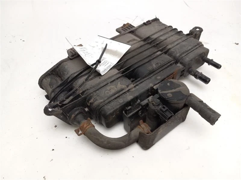 Bote de vapor de combustible para Lincoln MKZ 2012 Foto 2 de 4