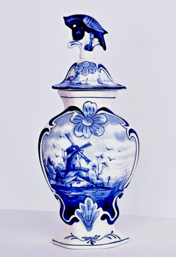 Antique DELFT BLUE & WHITE GINGER JAR LIDDED VASE WINDMILL DECOR HOLLAND - Picture 1 of 6