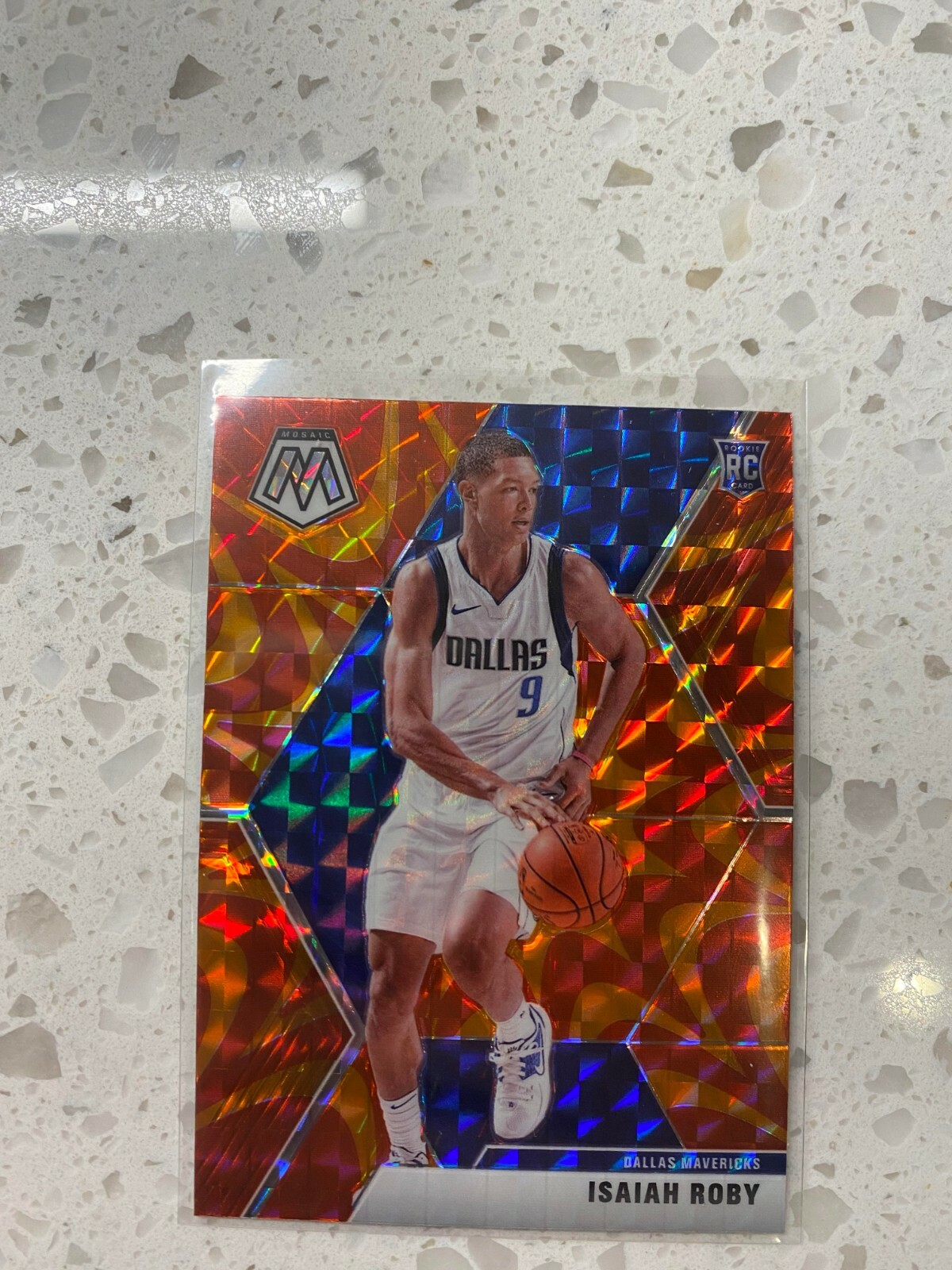 Isaiah Roby 2019-20 Panini Mosaic Orange Reactive PRIZM 232 RC Dallas Mavericks