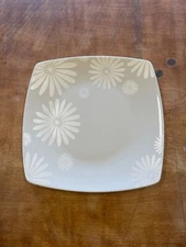 PTS 222 Fifth ALICE PLATINUM White Square Dinner Plate 10" 1 ea      2 available