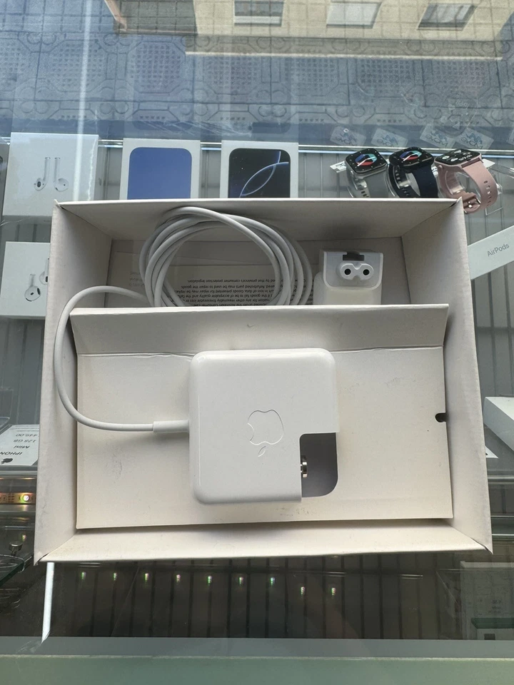 APPLE 45W MAGSAFE POWER ADAPTER PER MACBOOK AIR - MC747Z/A - ORIGINALE - Immagine 3 di 3