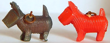 2 VINT CELLULOID DOG SCOTTIE WESTIE TERRIER CHARMs RED GREEN CHRISTMAS