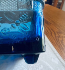 Tiara Indiana Glass Cobalt Blue Honey Bee Box Glass Candy Dish — photo 5