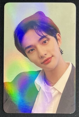 Stray Kids Hyunjin Christmas EveL Synnara Soundwave POB K-pop Poca Photocard