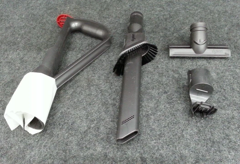 Dyson UP30 Ball Animal 3 Upright Vacuum Cleaner, Silver - Image 3 of 4