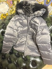 Strenesse Luxus Daunenjacke Gr. 42 Silberfuchs Kapuze Neuwertig NP 1.700€ Grau