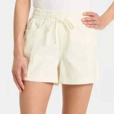 NWT Universal Thread White High Rise Pull On Denim Shorts Size XXL
