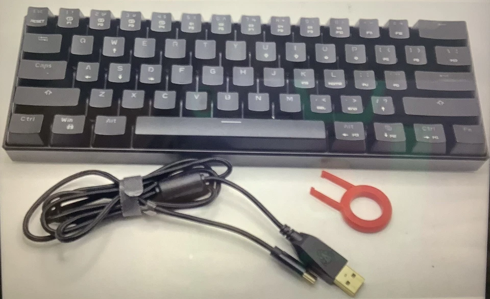 Motospeed CK61 Gaming Keyboard blue Switches READ DETAILS - Image 3 of 3