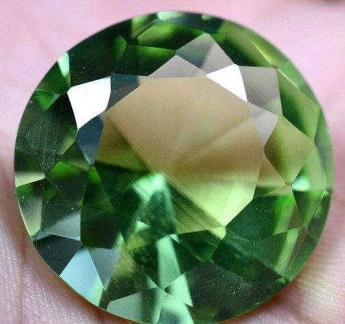 Lab Created 39.85 Ct Green Peridot GGL Certified Diamond Cut TOP QUALITY Gem - Picture 3 of 5