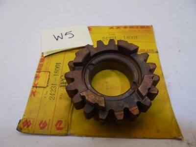 Summer　SALE　⑩ Classic GT250 GT380 T250 T350 Suzuki New Genuine 19T Drive 3rd