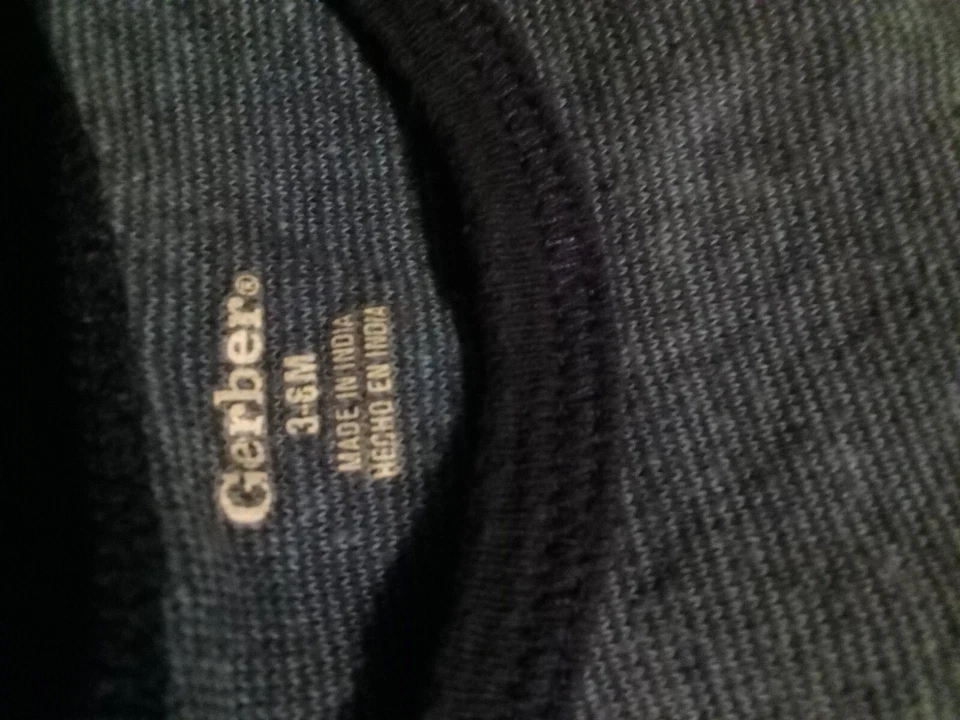 Conjunto de 5 calças bebê 3-6 M Granamals 1 Jach & Jill, 1 Gerber Top 1 Ciroo Top - Imagem 3 de 4