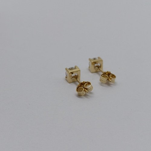 ORECCHINI A BOTTONE PUNTO LUCE CON ZIRCONI IN ORO GIALLO 18KT 1.6 GRAMMI (7936) - Foto 5 di 12
