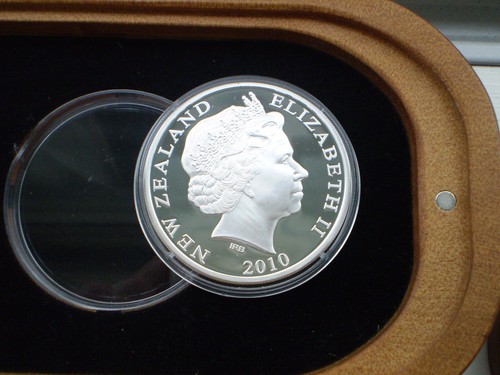 New Zealand - 2010 - 1 OZ Silver Proof Coin - Maori Art - Heitiki - Picture 4 of 4
