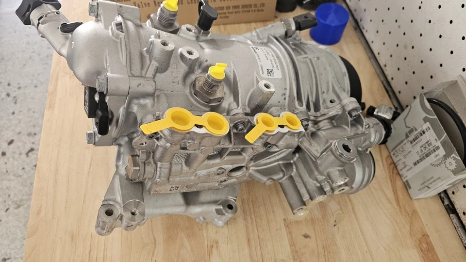 detroit freightliner fuel filter housing A472 090 6052/003 dd15 & dd13 - Image 3 of 4