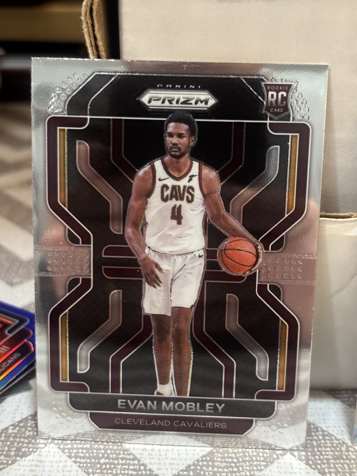 2021-22 Panini Prizm - Evan Mobley #325 (RC)