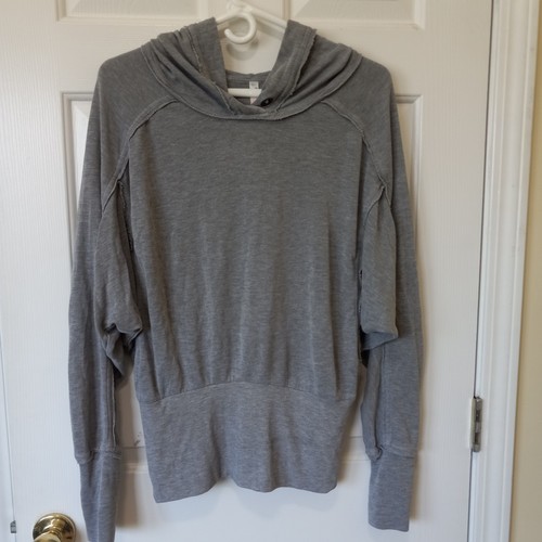 FREE PEOPLE Movement Women's Gray Hoodie Sweatshirt Casual Walking Everyday S