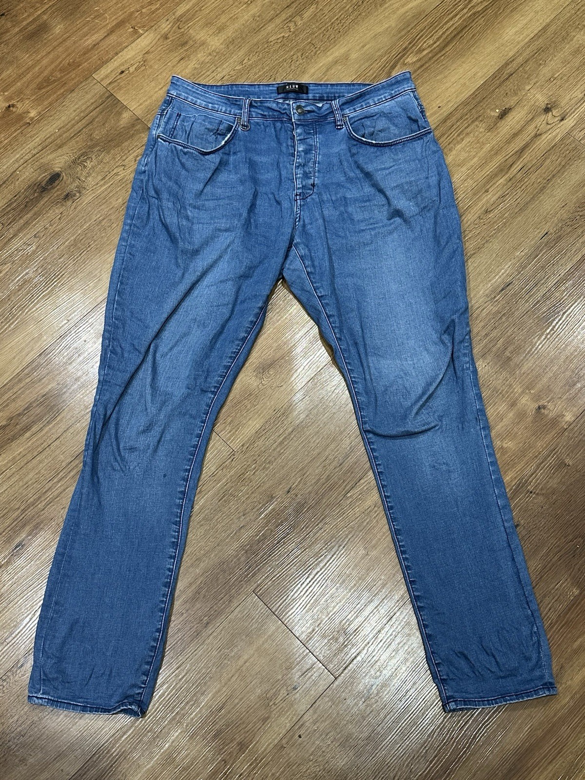 Picture 1 of 12