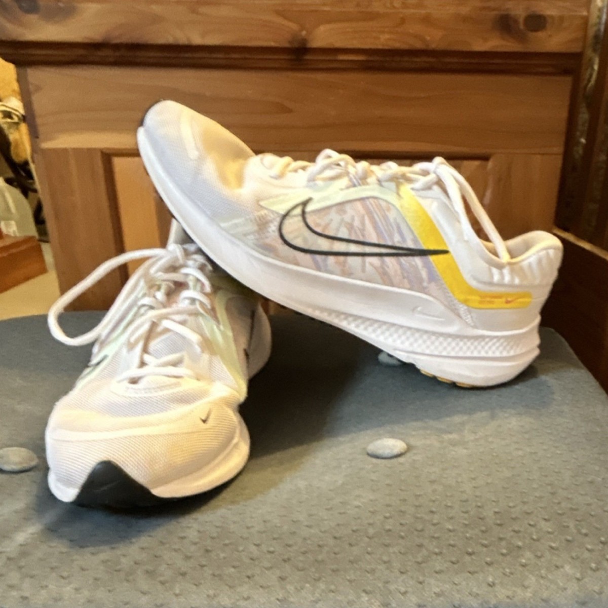 Nike White Yellow Black Athletic Running Shoes DO9473-100