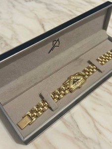 Authentic Vintage Westar Swiss Quartz Ladies Watch 18K Gold Plated Triangle Case Bracelet