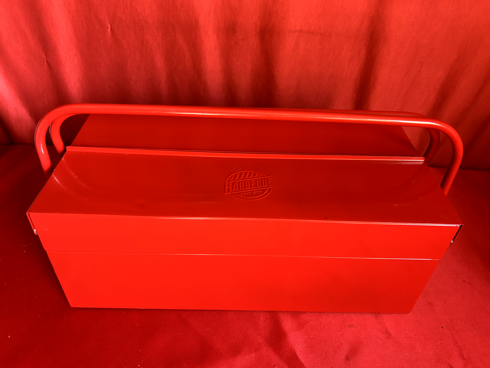 SUCK UK Portable BBQ Tool Box with Carry Handles 16