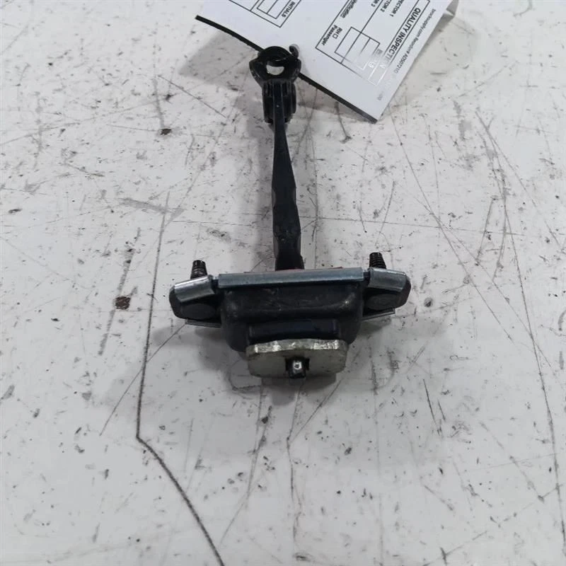 Retención de tapón de bisagra delantera pasajero derecho Kia Soul 2017 2018 2019 Foto 2 de 4