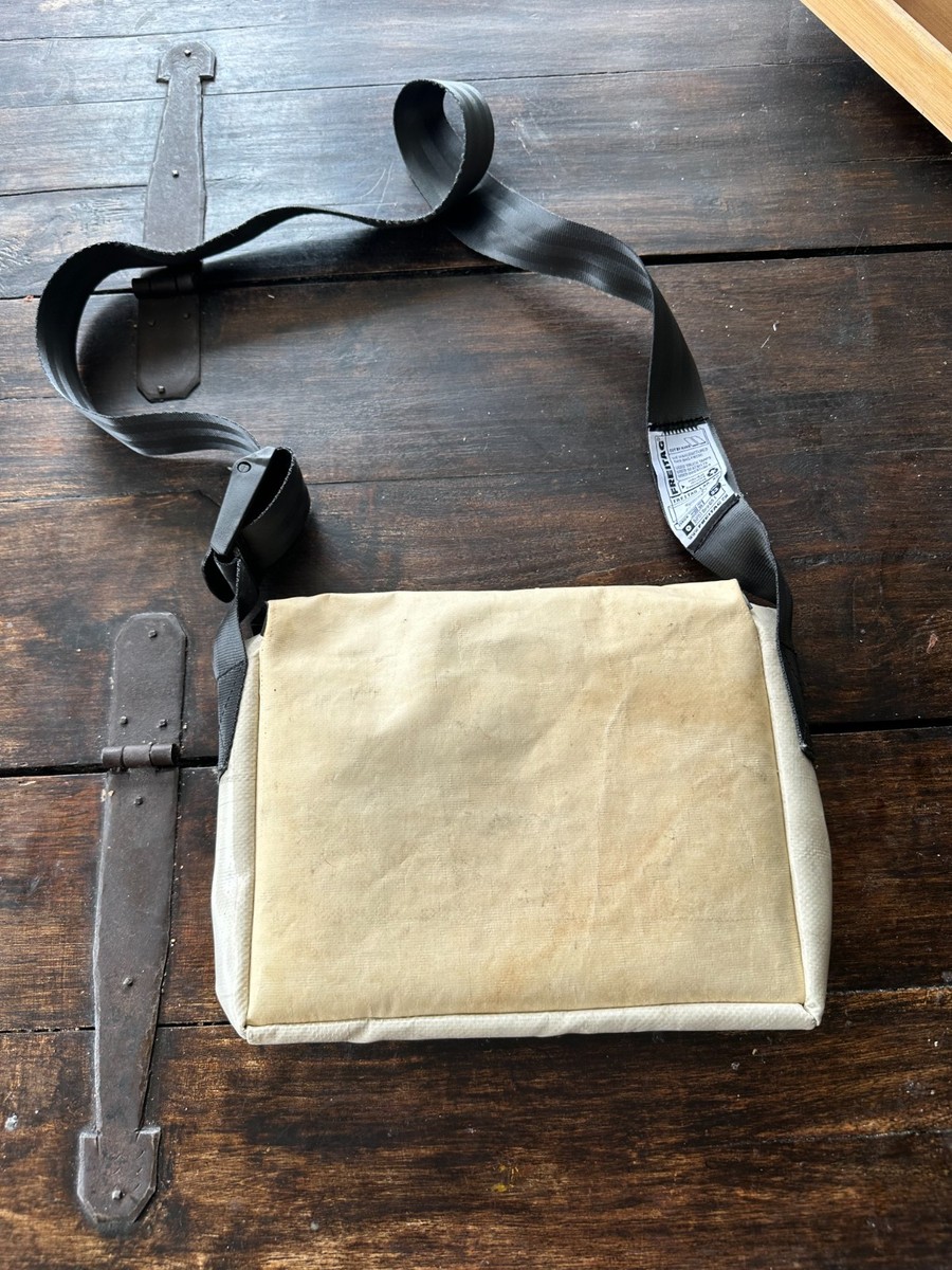 FREITAG F11 Lassie Messenger Bag NEW - White / Tan | eBay