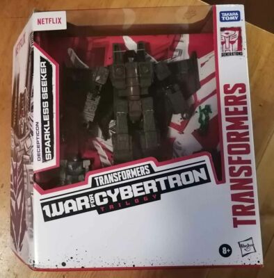 Transformers Netflix Sparkless Seeker Wars for Trilogy Decepticon