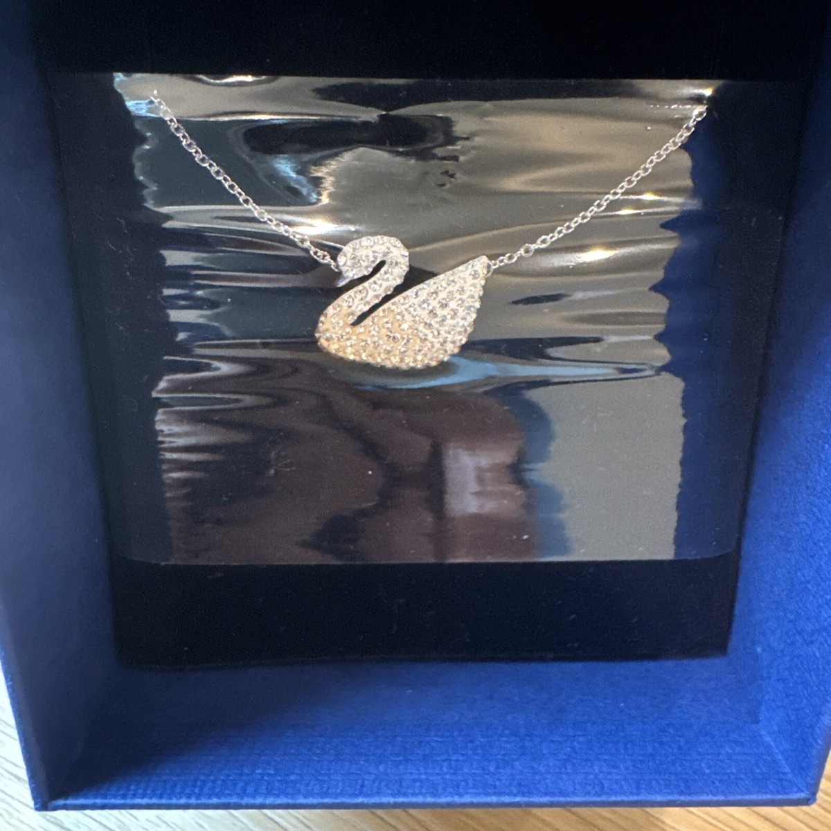 Swarovski Iconic Swan pendant, Medium, Ombre, Rhodium plated
