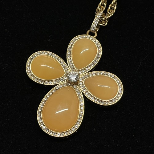 Nolan Miller Peach Orange Cabochon Pave Rhinestone Cross Gold Tone Necklace - 第 2/5 張圖片