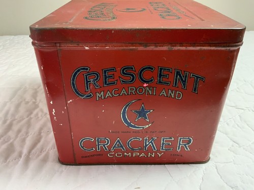 Vintage Advertising Tin, Square, Tom Thumbs Crescent Macaroni & Cracker Co., Red - Picture 7 of 16