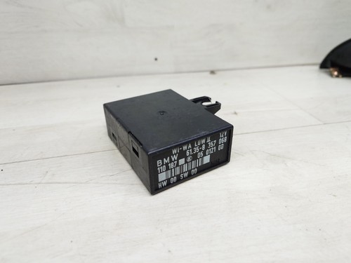 Window wiper relay