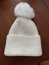 Women  Beanie Hat Cap Knit Plain Solid Winter Warm Hat with Faux Fur Pom Quality