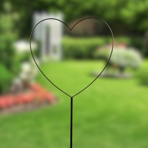 Rankgitter Herz auf Stab, Gartenstecker Metall Hochzeit Gartendekoration - Bild 2 von 3